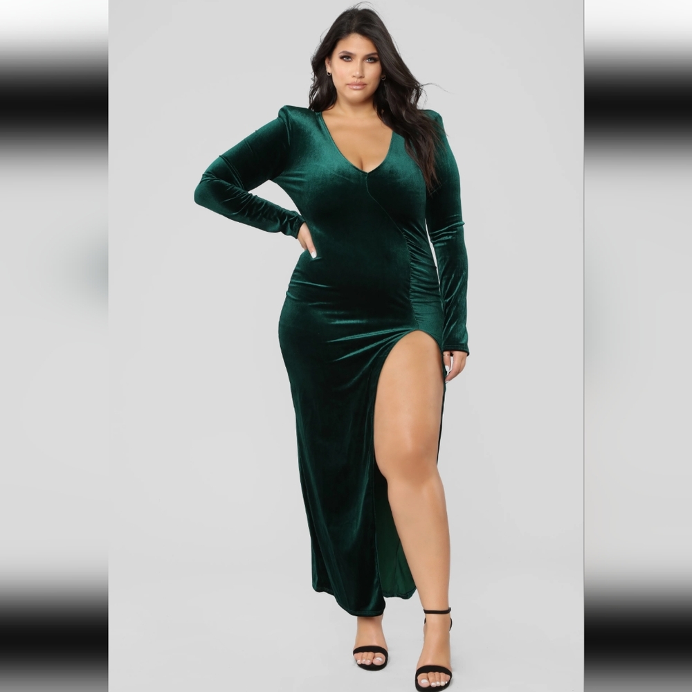 Fashion nova green velvet 3x plus size gown